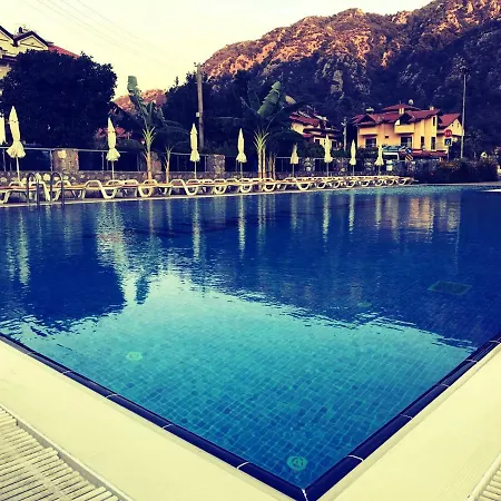 Hotel de apartamente Murat Icmeler