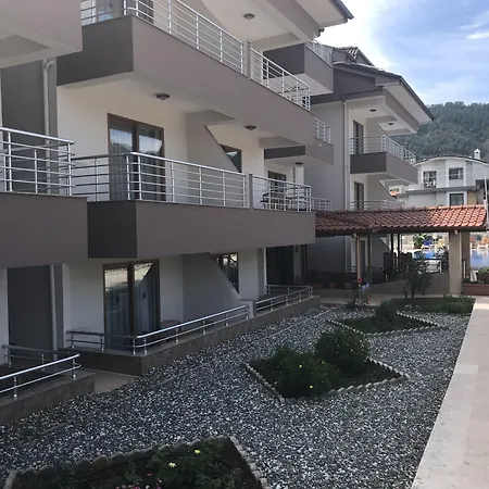 Murat Apartmanhotel İçmeler