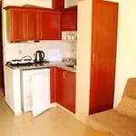 Murat Aparthotel İçmeler